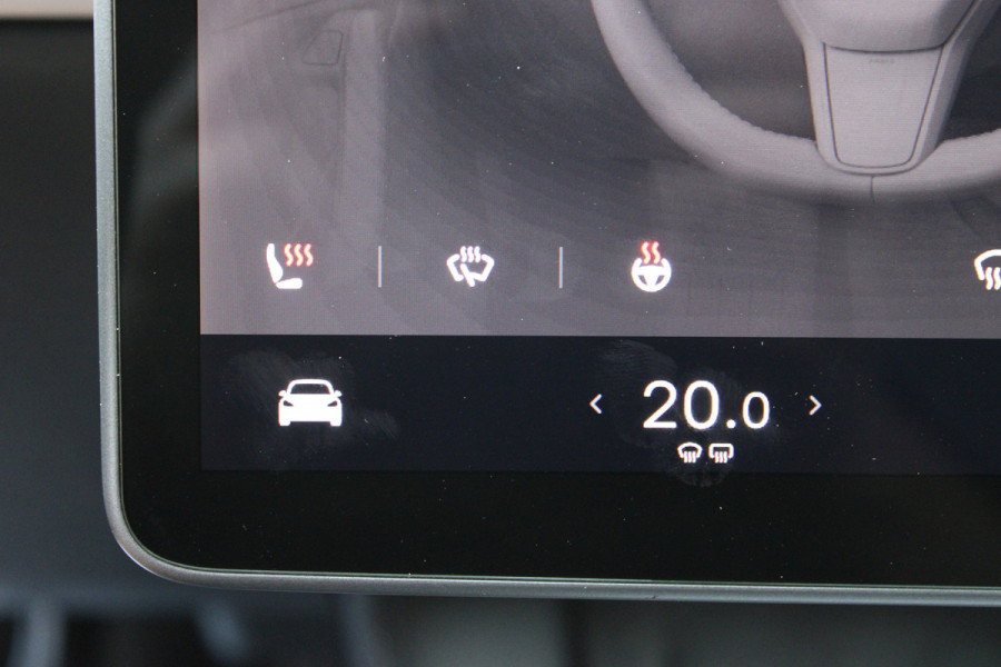 Tesla Model Y Long Range AWD 75 kWh SOh 90.6% LEER NAVI PANO 124000KM!!!