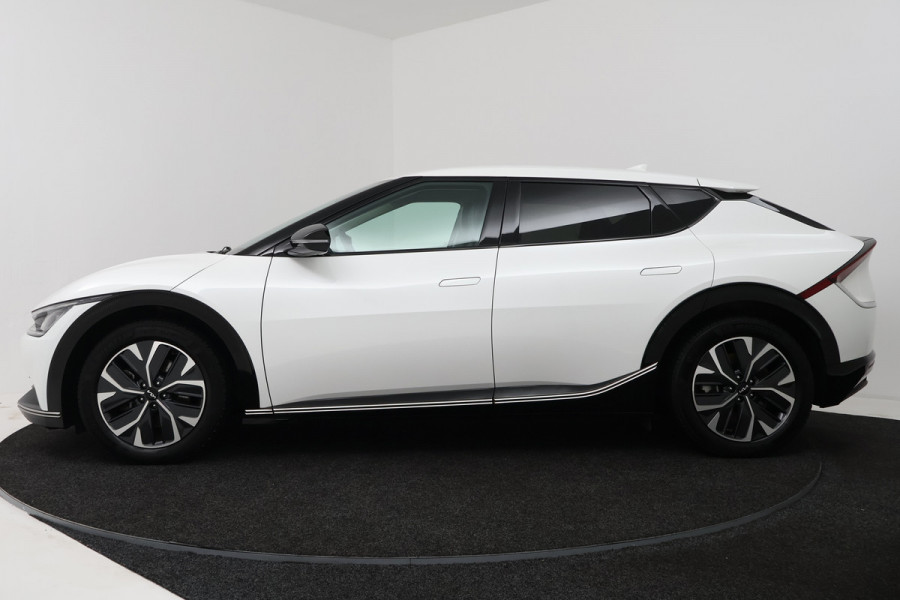 Kia Ev6 Plus 77.4 kWh (ACHTERUITRIJCAMERA, STOEL/STUUR VERWARMING/VERKOELING, ELEKTR STOELEN, NAVIGATIE)