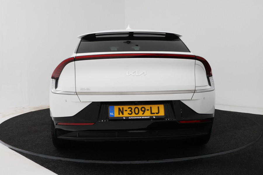 Kia Ev6 Plus 77.4 kWh (ACHTERUITRIJCAMERA, STOEL/STUUR VERWARMING/VERKOELING, ELEKTR STOELEN, NAVIGATIE)