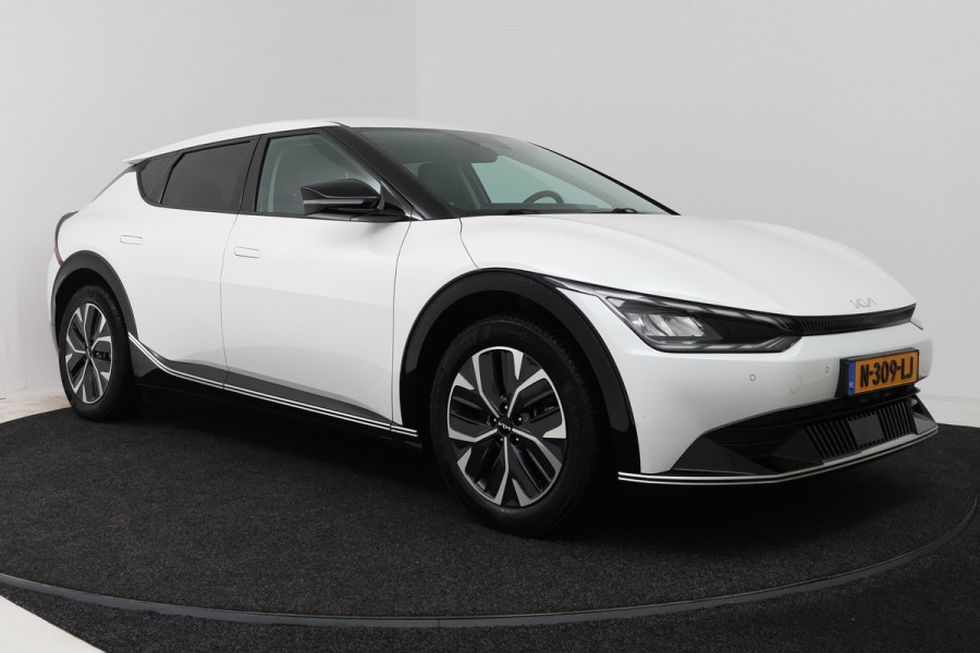 Kia Ev6 Plus 77.4 kWh (ACHTERUITRIJCAMERA, STOEL/STUUR VERWARMING/VERKOELING, ELEKTR STOELEN, NAVIGATIE)