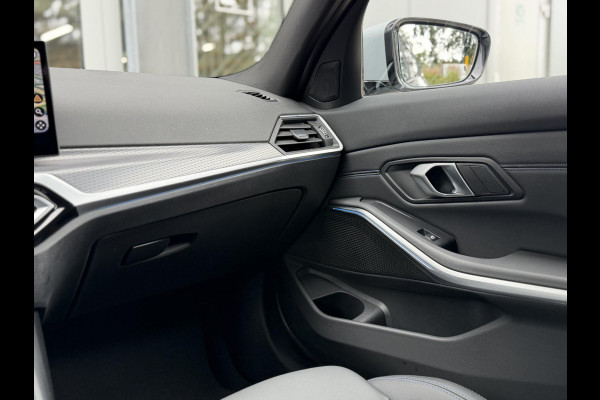 BMW 3 Serie Touring 330e xDrive M-Sport Pro |Pano|Driving Ass Prof|Innovation|360Cam|19"|