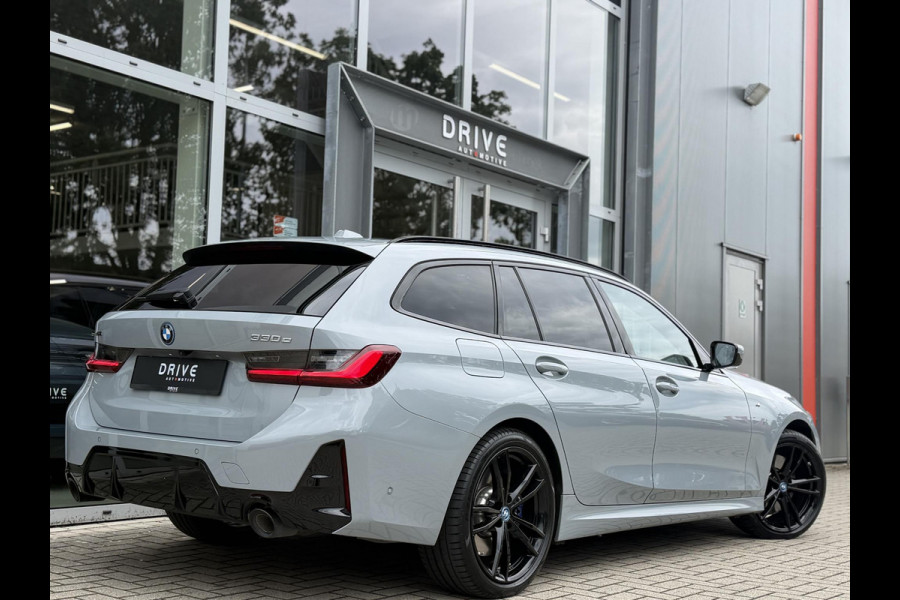 BMW 3 Serie Touring 330e xDrive M-Sport Pro |Pano|Driving Ass Prof|Innovation|360Cam|19"|