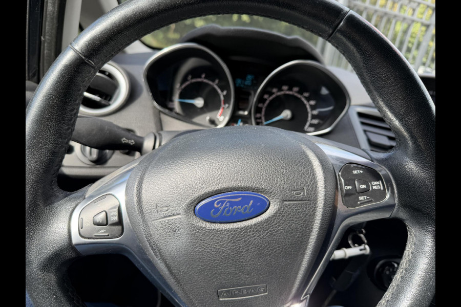 Ford Fiesta 1.0 Style Ultimate GARANTIE TOT 01-2028! * . STOEL VERWARMING . PARKEERSENSOREN ACHTER . CRUISE CONTROL .