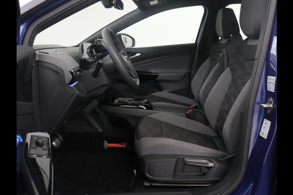 Volkswagen ID.4 Pro 77kWh SOH | Adaptive cruise | Lane assist | Park assist | Climate control | Navigatie | CarPlay | Sfeerverlichting | Trekhaak