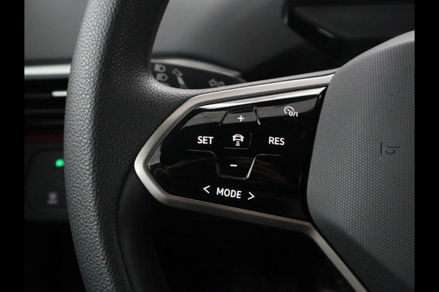 Volkswagen ID.4 Pro 77kWh SOH | Adaptive cruise | Lane assist | Park assist | Climate control | Navigatie | CarPlay | Sfeerverlichting | Trekhaak