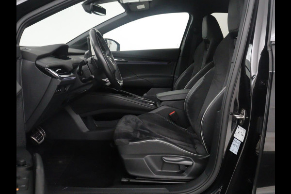 Škoda Enyaq iV 60 Sportline | SOH 92,3% | Leder/alcantara | Adaptive cruise | Stuur/stoel verwarming | Climate control | 3 zone klimaat | Sfeerverlichting | Carplay | Camera | Park assist