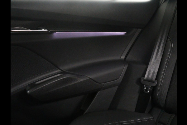 Škoda Enyaq iV 60 Sportline | SOH 92,3% | Leder/alcantara | Adaptive cruise | Stuur/stoel verwarming | Climate control | 3 zone klimaat | Sfeerverlichting | Carplay | Camera | Park assist