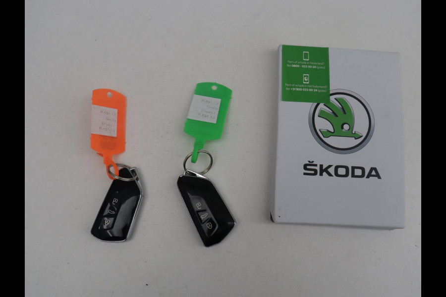 Škoda Enyaq iV 60 Sportline | SOH 92,3% | Leder/alcantara | Adaptive cruise | Stuur/stoel verwarming | Climate control | 3 zone klimaat | Sfeerverlichting | Carplay | Camera | Park assist