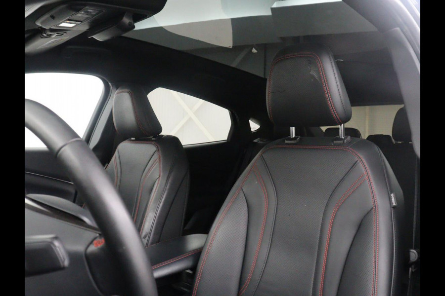 Ford Mustang Mach-E Extended First Edition AWD 98 kWh | SOH 92,4% | Leder | Panoramadak | Memory | Dode hoek | Adaptive cruise | Stuur/stoelverwarming | 360 camera | Park assist | Elektrische achterklep