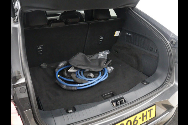 Ford Mustang Mach-E Extended First Edition AWD 98 kWh | SOH 92,4% | Leder | Panoramadak | Memory | Dode hoek | Adaptive cruise | Stuur/stoelverwarming | 360 camera | Park assist | Elektrische achterklep
