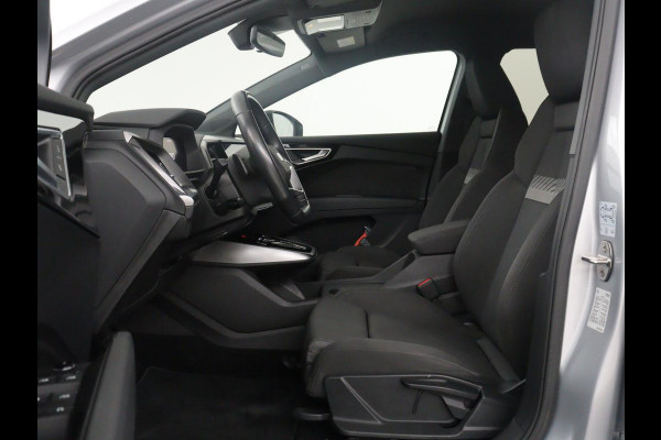 Audi Q4 e-tron 40 Advanced edition 77 kWh | SOH 90,8% | Adaptive cruise | Stoelverwarming | Camera | Park assist | Climate control | Virtueel dashboard | Navigatie | Carplay | Elektrische achterklep