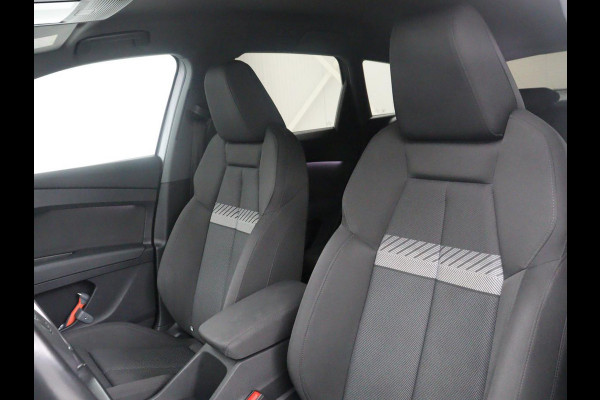 Audi Q4 e-tron 40 Advanced edition 77 kWh | SOH 90,8% | Adaptive cruise | Stoelverwarming | Camera | Park assist | Climate control | Virtueel dashboard | Navigatie | Carplay | Elektrische achterklep