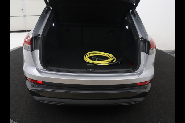 Audi Q4 e-tron 40 Advanced edition 77 kWh | SOH 90,8% | Adaptive cruise | Stoelverwarming | Camera | Park assist | Climate control | Virtueel dashboard | Navigatie | Carplay | Elektrische achterklep