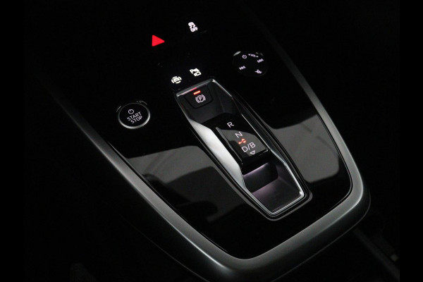 Audi Q4 e-tron 40 Advanced edition 77 kWh | SOH 90,8% | Adaptive cruise | Stoelverwarming | Camera | Park assist | Climate control | Virtueel dashboard | Navigatie | Carplay | Elektrische achterklep