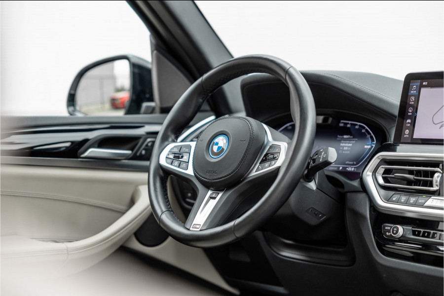 BMW iX3 High Executive M-Sport SOH 98% / Harman Kardon / Panorama / Trekhaak /