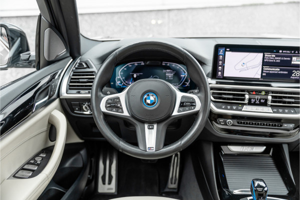 BMW iX3 High Executive M-Sport SOH 98% / Harman Kardon / Panorama / Trekhaak /