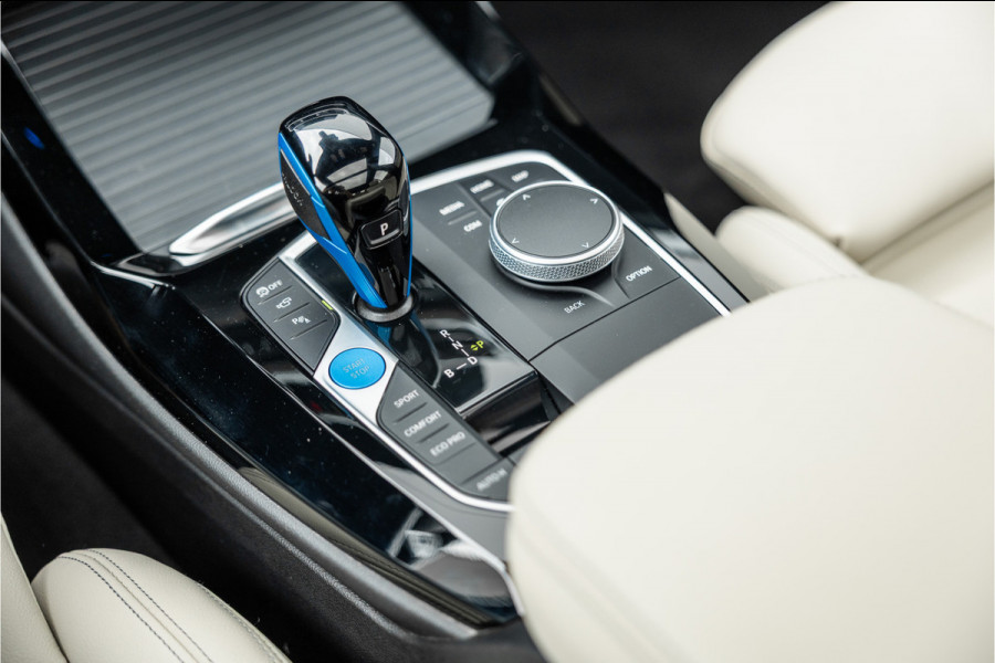 BMW iX3 High Executive M-Sport SOH 98% / Harman Kardon / Panorama / Trekhaak /