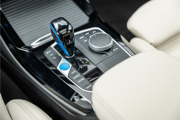 BMW iX3 High Executive M-Sport SOH 98% / Harman Kardon / Panorama / Trekhaak /