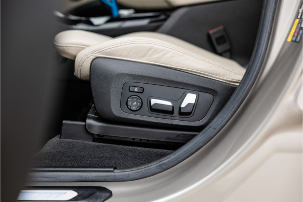 BMW iX3 High Executive M-Sport SOH 98% / Harman Kardon / Panorama / Trekhaak /