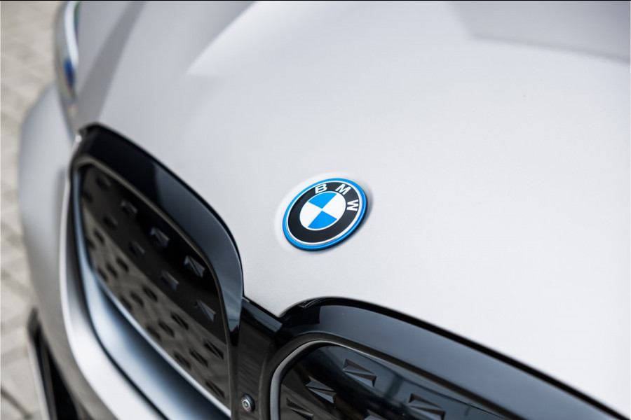 BMW iX3 High Executive M-Sport SOH 98% / Harman Kardon / Panorama / Trekhaak /