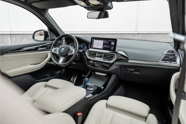 BMW iX3 High Executive M-Sport SOH 98% / Harman Kardon / Panorama / Trekhaak /