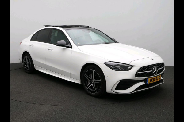 Mercedes-Benz C-Klasse 300 e Business Solution AMG AMG Line | Night Pakket | Panorama Schuif-Kanteldak | Parkeerpakket met 360°-camera | Alarm | Sfeerverlichting. Inclusief 24 maanden MB Certified garantie voor Europa.