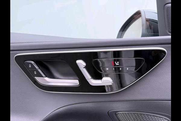 Mercedes-Benz C-Klasse 300 e Business Solution AMG AMG Line | Night Pakket | Panorama Schuif-Kanteldak | Parkeerpakket met 360°-camera | Alarm | Sfeerverlichting. Inclusief 24 maanden MB Certified garantie voor Europa.