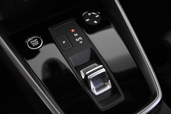 Audi A3 Sportback 30 TFSI DSG *1ste Eigenaar*Leer*Navigatie*