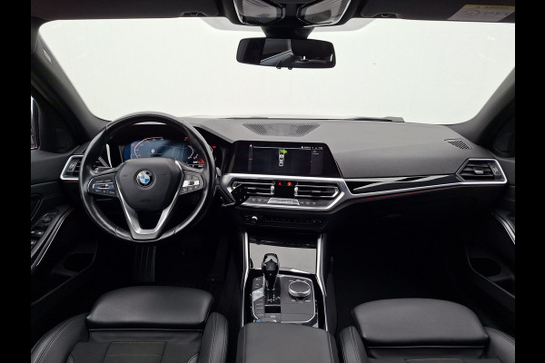BMW 3-serie 320i Executive Edition Carplay Sport Leder