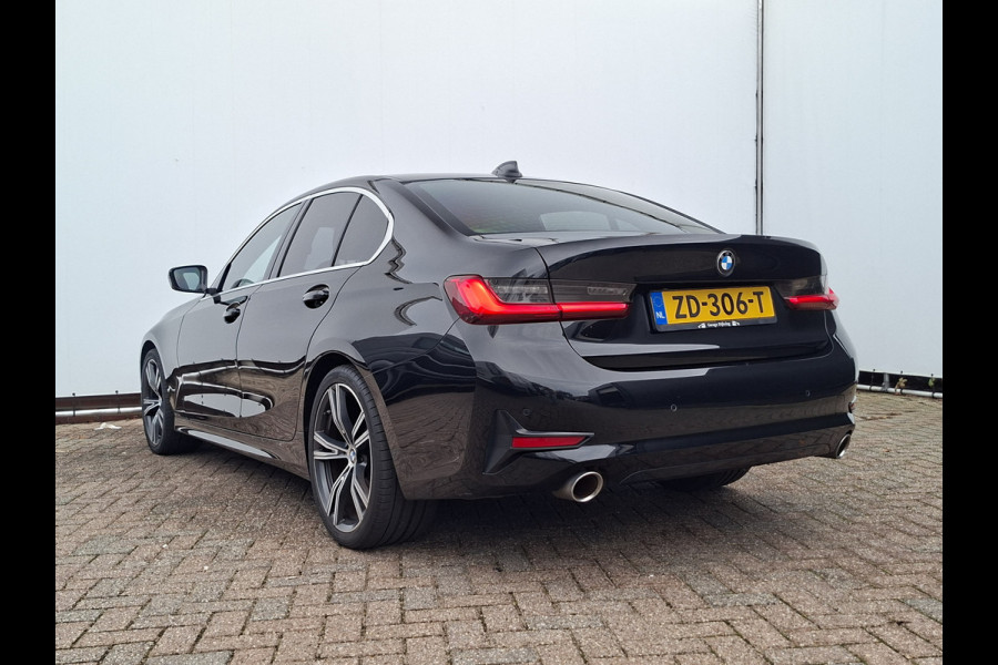 BMW 3-serie 320i Executive Edition Carplay Sport Leder