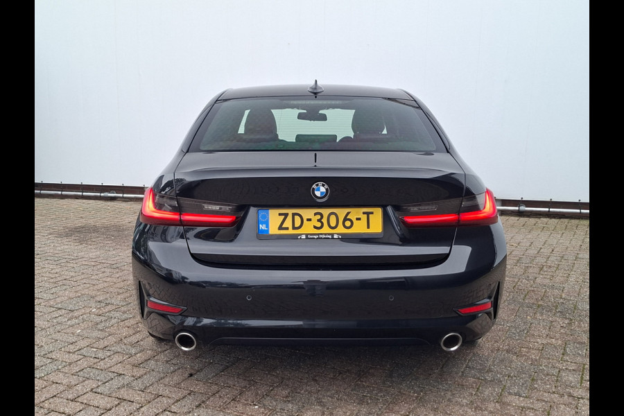 BMW 3-serie 320i Executive Edition Carplay Sport Leder