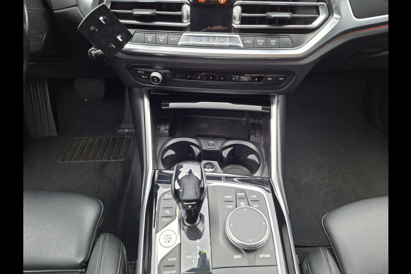 BMW 3-serie 320i Executive Edition Carplay Sport Leder