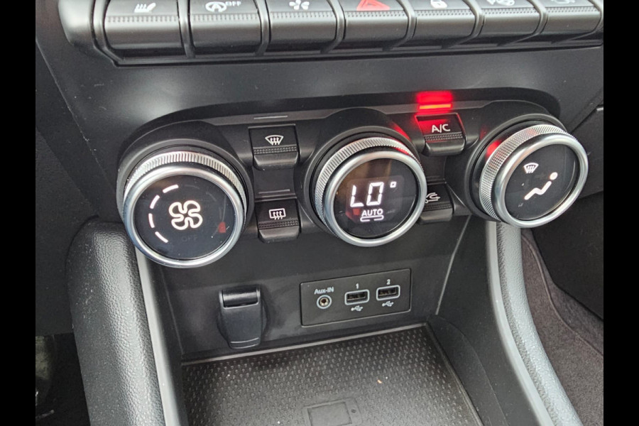 Renault Captur 1.3 TCe 155 Edition One | Navi | Camera | Panodak | Trekhaak | Stoelverwarming |