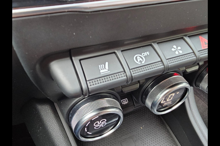 Renault Captur 1.3 TCe 155 Edition One | Navi | Camera | Panodak | Trekhaak | Stoelverwarming |
