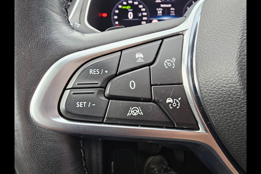 Renault Captur 1.3 TCe 155 Edition One | Navi | Camera | Panodak | Trekhaak | Stoelverwarming |