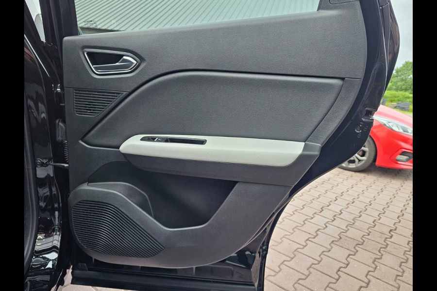 Renault Captur 1.3 TCe 155 Edition One | Navi | Camera | Panodak | Trekhaak | Stoelverwarming |
