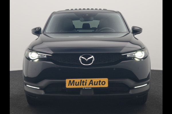 Mazda MX-30 e-SkyActiv R-EV 170 Makoto PHEV 170pk | Trekhaak Afn. | Panodak | Adaptive Cruise | Head Up | 360 Camera | Bose Audio | Lederen Sportstoelen Memory & Verwarmd | Keyless | Blis | Stuur Verwarmd | Navigatie | DAB | Plug In Hybrid |