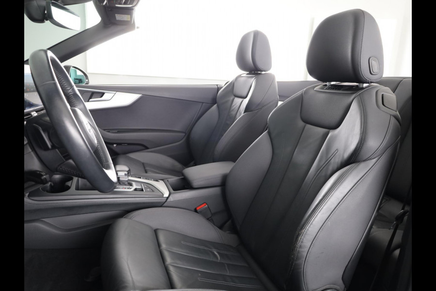 Audi A5 Cabriolet 40 TFSI Launch edition Sport 190pk | lederen bekleding, | Nekverwarming | matrix LED koplampen | Navigatiesysteem full map | Voorstoelen verwarmd