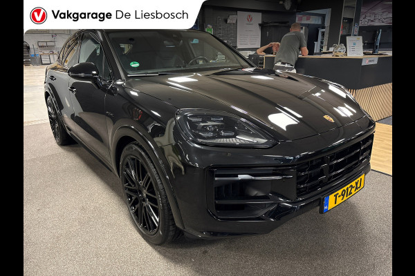 Porsche Cayenne Coupé 3.0 E-Hybrid/sport chrono/sport design/pano/leer/4 jaar garantie/passenger display