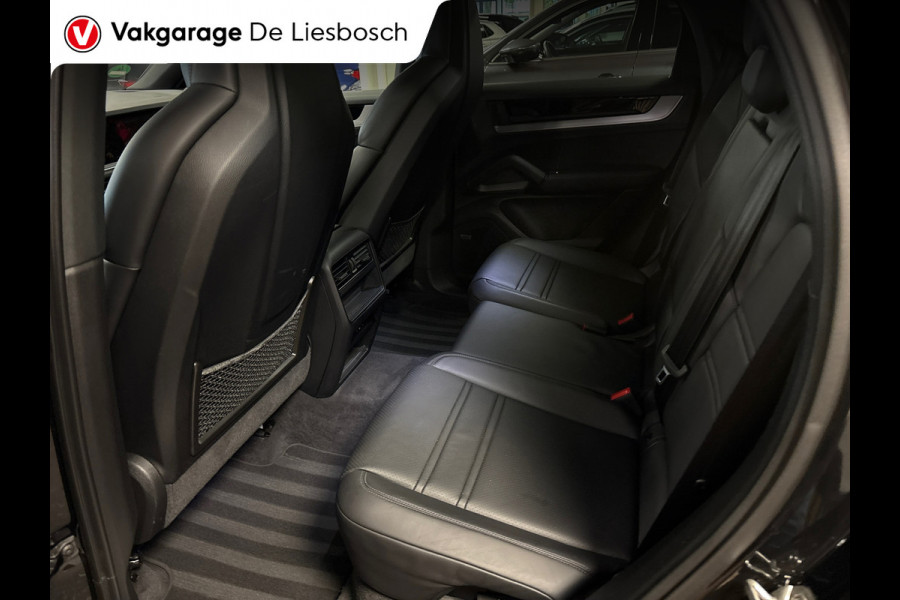 Porsche Cayenne Coupé 3.0 E-Hybrid/sport chrono/sport design/pano/leer/4 jaar garantie/passenger display