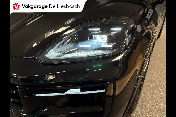 Porsche Cayenne Coupé 3.0 E-Hybrid/sport chrono/sport design/pano/leer/4 jaar garantie/passenger display
