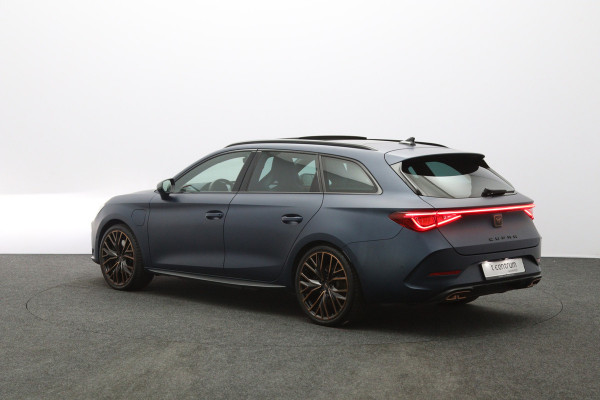 CUPRA Leon Sportstourer 1.4 e-Hybrid 245 PK VZ Copper Edition PHEV, Panoramadak, Kuipstoelen, Adap. Cruise Control, Matrix-LED