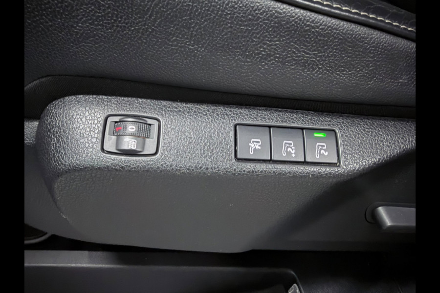 Peugeot e-Traveller Business VIP 8 PERSOONS PANO/MASSAGE-STOEL+M/LEDER/H-UPNAVI/CAM///
