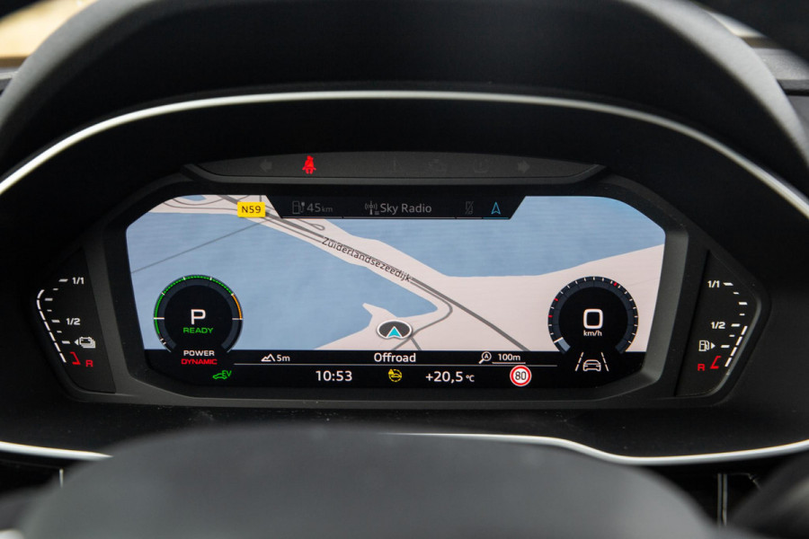 Audi Q3 45 TFSI e edition VIRTUAL COCKPIT / CRUISE CONTROLE / AIRCO / BRUIN LEER / PHEV
