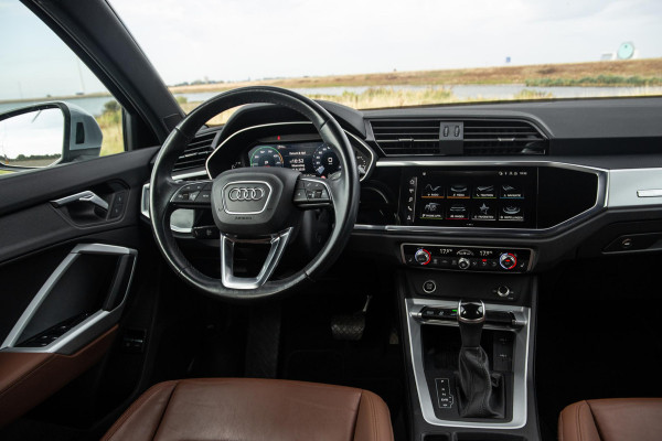 Audi Q3 45 TFSI e edition VIRTUAL COCKPIT / CRUISE CONTROLE / AIRCO / BRUIN LEER / PHEV