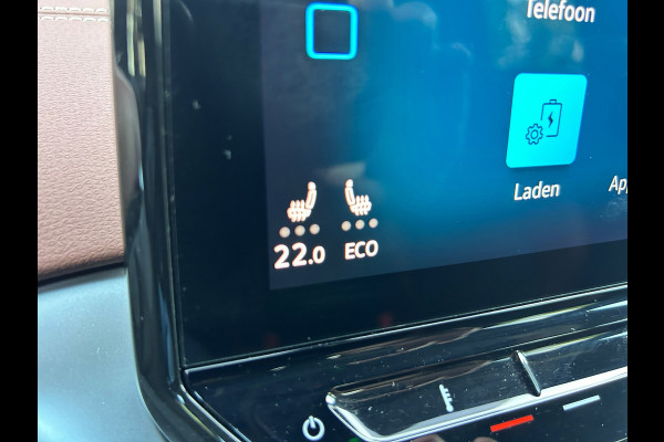 Volkswagen ID.4 Business 77 kWh IQ Matrix Trekhaak 92% SOH Rijklaarprijs!
