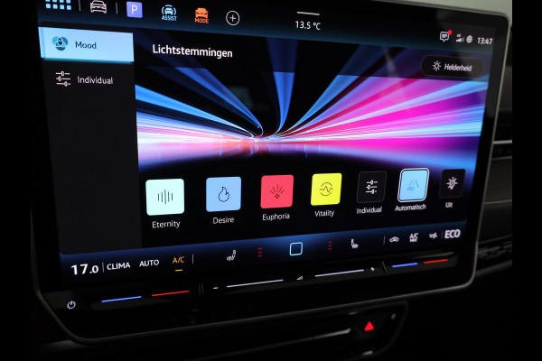 Volkswagen ID.7 Tourer Pro Limited Edition 77 kWh accu 286 PK | Velgen 20" | Stoel & Stuurverwarming | Exterieur Pakket Plus |