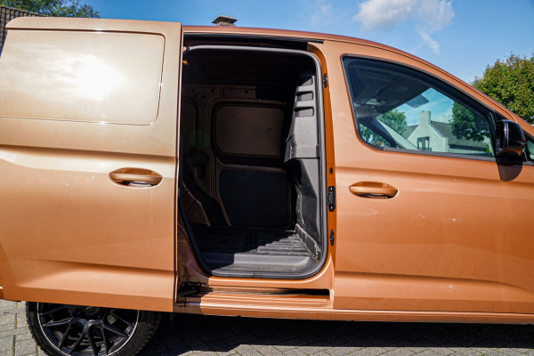 Volkswagen Caddy Cargo 2.0 TDI Exclusive | Stoelverwarming | Camera | Apple Carplay | AC | Comfort Stoelen