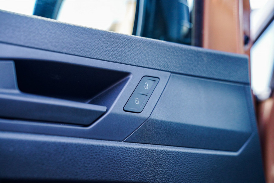 Volkswagen Caddy Cargo 2.0 TDI Exclusive | Stoelverwarming | Camera | Apple Carplay | AC | Comfort Stoelen