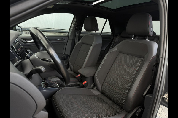 Volkswagen T-Roc 1.5 TSI Sport | Pano | Trekhaak | LED | Carplay | Camera | Virtual Cockpit | Blind-Spot | PDC